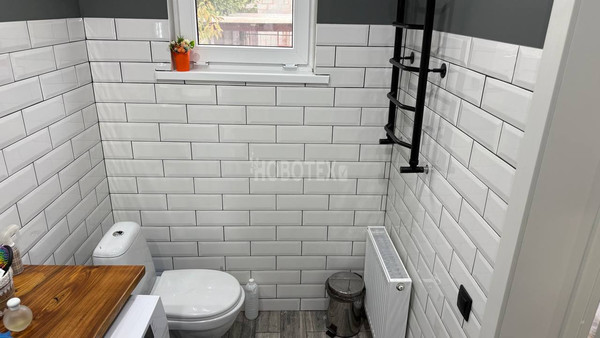 Продам коммерческое помещение 97,6 м2, Вокзальная ул, 54, Каневская ст-ца