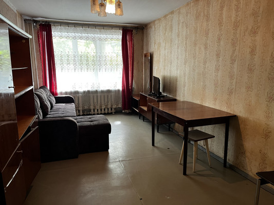 Сдам трехкомнатную (3-комн.) квартиру, Дорожная ул, 9, Симферополь г