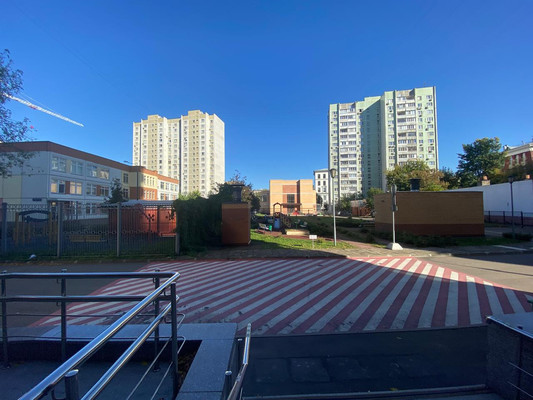 Продам трехкомнатную (3-комн.) квартиру, Тихвинская ул, 14к1, Москва г