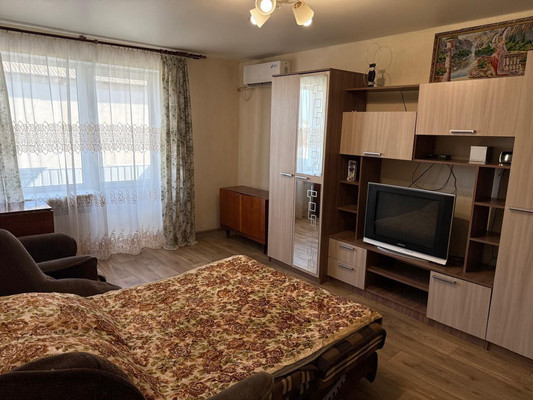 Продам однокомнатную (1-комн.) квартиру, Гавена ул, 34а, Симферополь г