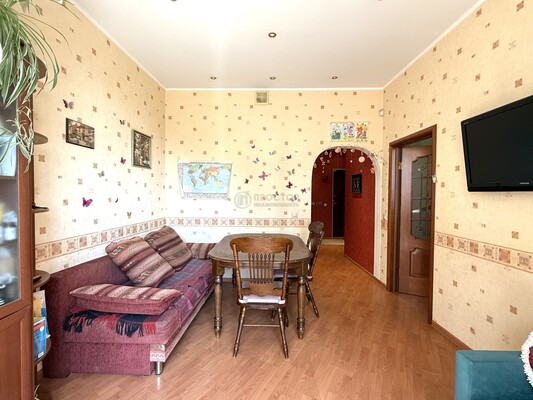 Продам однокомнатную (1-комн.) квартиру, Ленинградское ш, 124к3, Москва г