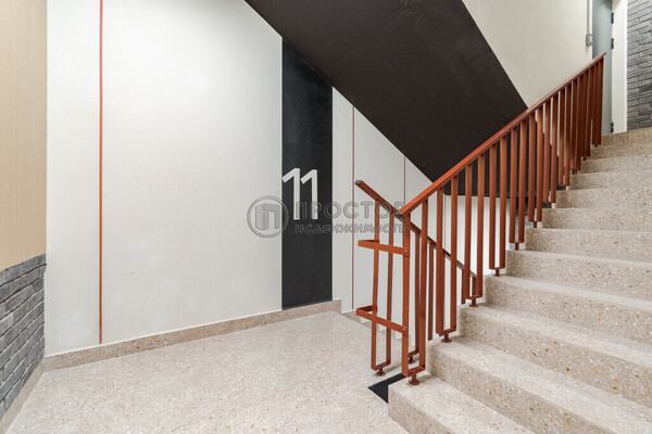 Продам многокомнатную квартиру, Казакова ул, 7, Москва г