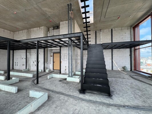 Продам многокомнатную квартиру, Казакова ул, 7, Москва г