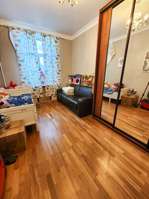 Продам трехкомнатную (3-комн.) квартиру, Стратонавтов проезд, 9, Москва г