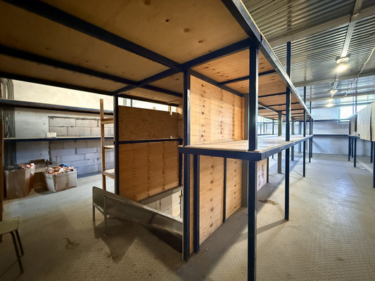 Продам склад 850 м2, Жени Дерюгиной ул, 9кб, Симферополь г