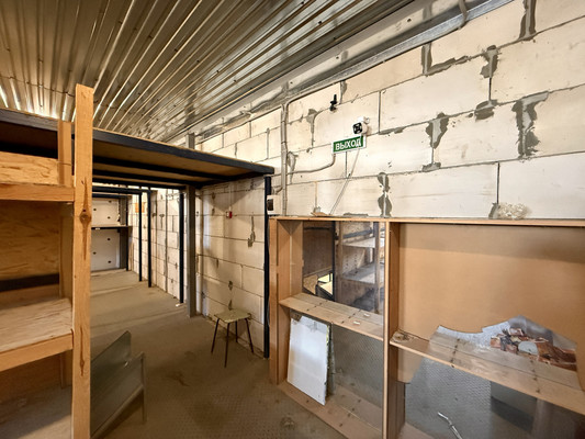 Продам склад 850 м2, Жени Дерюгиной ул, 9кб, Симферополь г