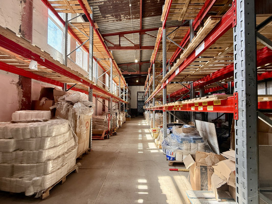 Продам склад 850 м2, Жени Дерюгиной ул, 9кб, Симферополь г