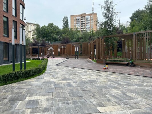 Продам двухкомнатную (2-комн.) квартиру, Новая Дорога ул, 9, Москва г
