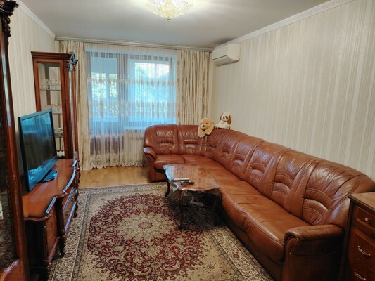 Продам трехкомнатную (3-комн.) квартиру, Ленинградский пр-кт, 45к3, Москва г