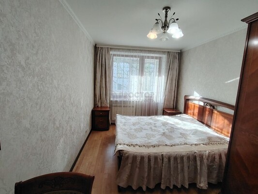 Продам трехкомнатную (3-комн.) квартиру, Ленинградский пр-кт, 45к3, Москва г