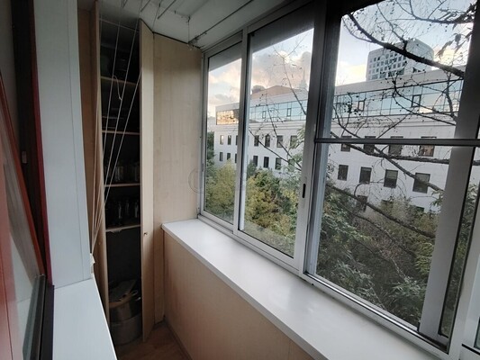 Продам трехкомнатную (3-комн.) квартиру, Ленинградский пр-кт, 45к3, Москва г