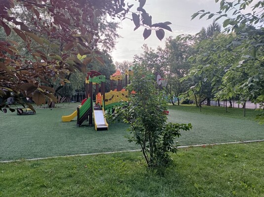 Продам трехкомнатную (3-комн.) квартиру, Бирюлёвская ул, 18к2, Москва г