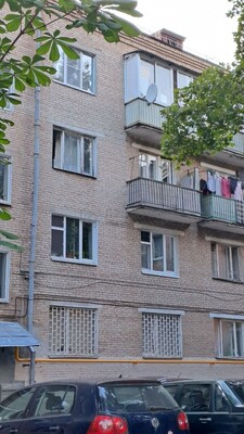 Продам трехкомнатную (3-комн.) квартиру, Коцюбинского ул, 9к2, Москва г