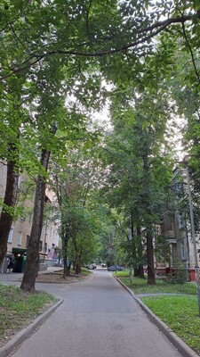 Продам трехкомнатную (3-комн.) квартиру, Коцюбинского ул, 9к2, Москва г