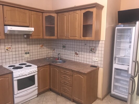 Продам однокомнатную (1-комн.) квартиру, Пролетарский пр-кт, 4к4, Щелково г