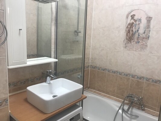 Продам однокомнатную (1-комн.) квартиру, Пролетарский пр-кт, 4к4, Щелково г