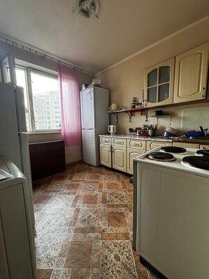 Продам комнату в 2-комн. квартире, Чертановская ул, 48к2, Москва г