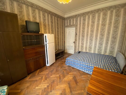 Продам комнату в 4-комн. квартире, 5-я Ямского Поля ул, 23/25к2, Москва г
