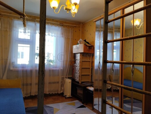 Продам трехкомнатную (3-комн.) квартиру, Хабаровская ул, 4, Москва г