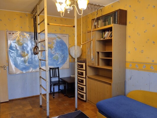 Продам трехкомнатную (3-комн.) квартиру, Хабаровская ул, 4, Москва г