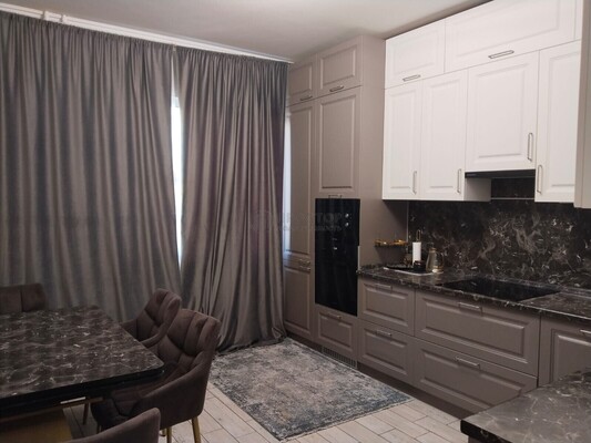 Продам трехкомнатную (3-комн.) квартиру, Тверецкий проезд, 19, Голубое д