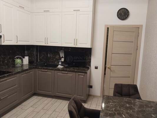 Продам трехкомнатную (3-комн.) квартиру, Тверецкий проезд, 19, Голубое д