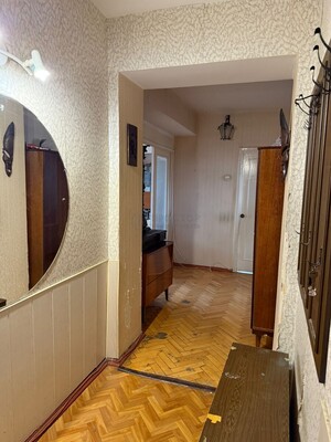 Продам трехкомнатную (3-комн.) квартиру, Славянский б-р, 11к1, Москва г