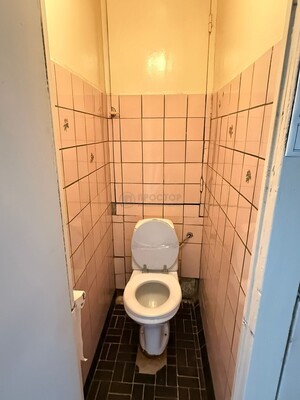 Продам трехкомнатную (3-комн.) квартиру, Славянский б-р, 11к1, Москва г