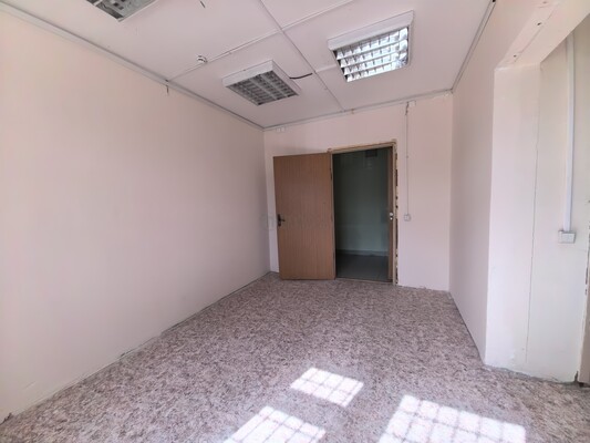 Сдам коммерческое помещение 61,9 м2, Защитников Москвы пр-кт, 5, Москва г