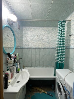 Продам двухкомнатную (2-комн.) квартиру, Загорьевский проезд, 5к1, Москва г