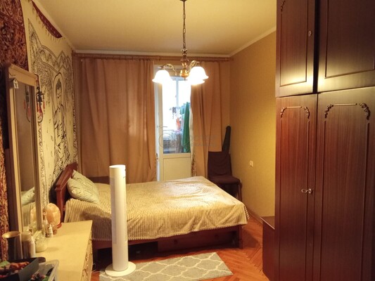 Продам трехкомнатную (3-комн.) квартиру, Шипиловская ул, 54к2, Москва г