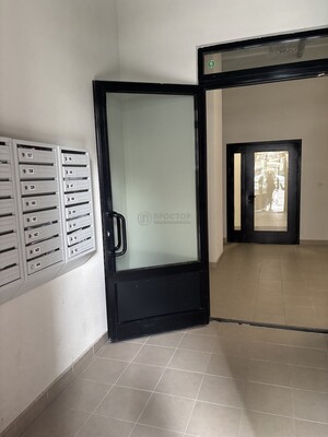 Продам двухкомнатную (2-комн.) квартиру, Липчанского ул, 10, Москва г