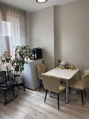 Продам двухкомнатную (2-комн.) квартиру, Липчанского ул, 10, Москва г
