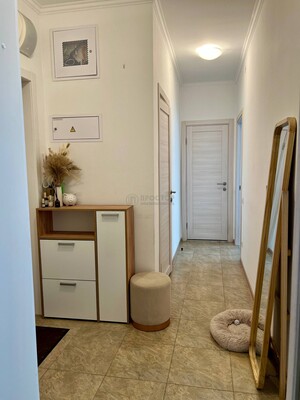 Продам двухкомнатную (2-комн.) квартиру, Люблинская ул, 76к5, Москва г