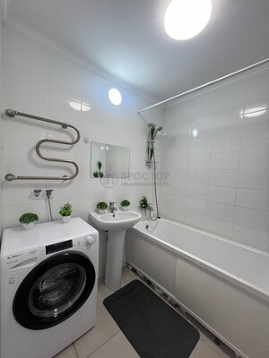 Продам двухкомнатную (2-комн.) квартиру, Люблинская ул, 76к5, Москва г