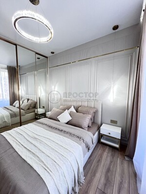 Продам однокомнатную (1-комн.) квартиру, Братьев Весниных б-р, 1, Москва г