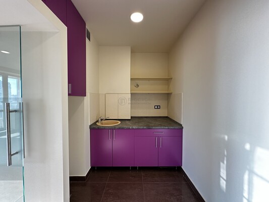 Продам двухкомнатную (2-комн.) квартиру, Братиславская ул, 6, Москва г