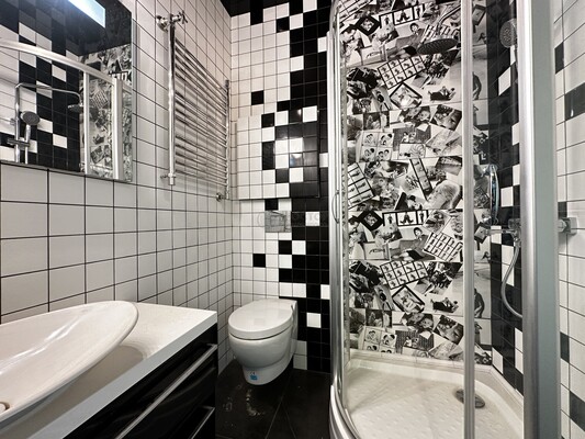 Продам двухкомнатную (2-комн.) квартиру, Братиславская ул, 6, Москва г