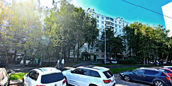 Продам трехкомнатную (3-комн.) квартиру, Днепропетровская ул, 3к1, Москва г