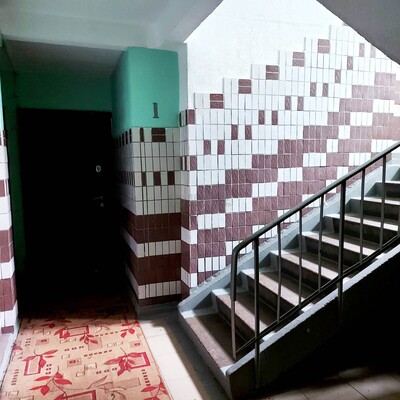 Продам трехкомнатную (3-комн.) квартиру, Днепропетровская ул, 3к1, Москва г