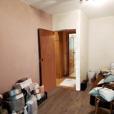 Продам трехкомнатную (3-комн.) квартиру, Днепропетровская ул, 3к1, Москва г