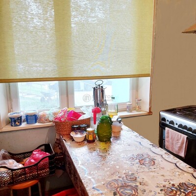 Продам трехкомнатную (3-комн.) квартиру, Днепропетровская ул, 3к1, Москва г