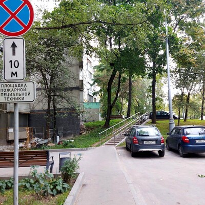 Продам трехкомнатную (3-комн.) квартиру, Днепропетровская ул, 3к1, Москва г