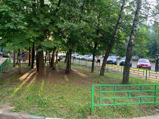 Продам трехкомнатную (3-комн.) квартиру, Днепропетровская ул, 3к1, Москва г