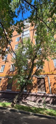 Продам комнату в 3-комн. квартире, Энергетическая ул, 20, Москва г