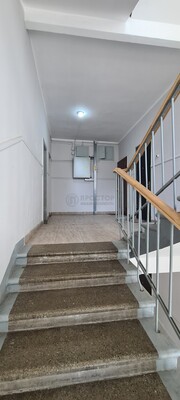 Продам комнату в 3-комн. квартире, Энергетическая ул, 20, Москва г