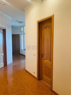 Продам двухкомнатную (2-комн.) квартиру, Красностуденческий проезд, 6, Москва г