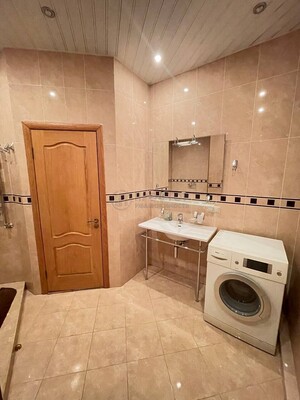 Продам двухкомнатную (2-комн.) квартиру, Красностуденческий проезд, 6, Москва г