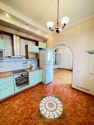 Продам двухкомнатную (2-комн.) квартиру, Красностуденческий проезд, 6, Москва г