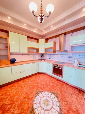 Продам двухкомнатную (2-комн.) квартиру, Красностуденческий проезд, 6, Москва г